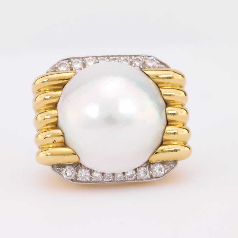 Iconic David Webb mabe pearl diamond 18k yellow gold cocktail ring