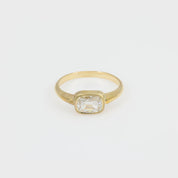 Vintage GIA 0.92 carat old mine cut diamond 18k yellow gold engagement ring