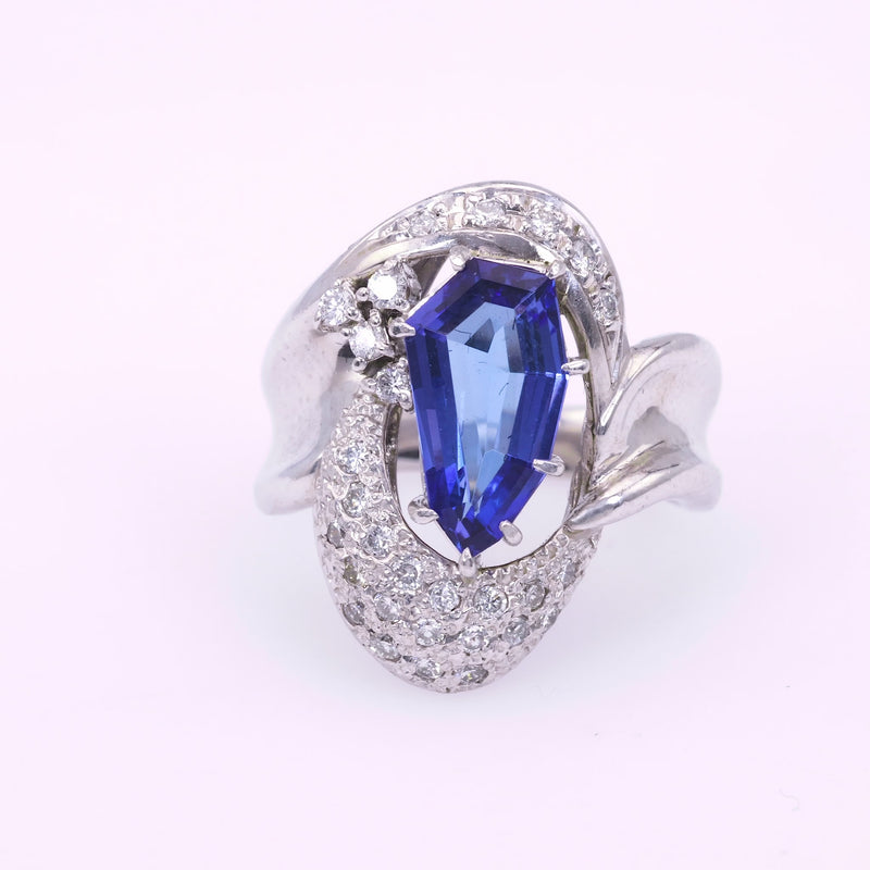 Modern 2.31 Carat Coffin Step Cut Tanzanite Diamond Platinum Cocktail Ring