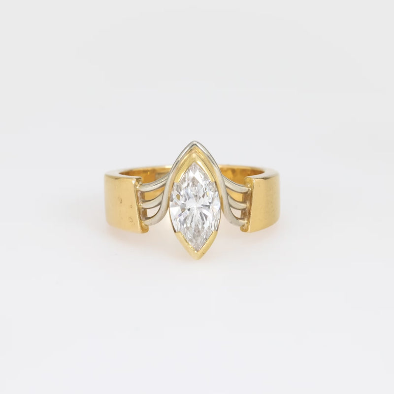 Vintage 1 carat marquise cut diamond 18k gold solitaire ring