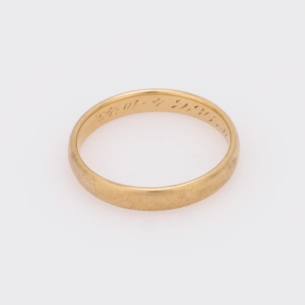 Retro 14k yellow gold wedding band