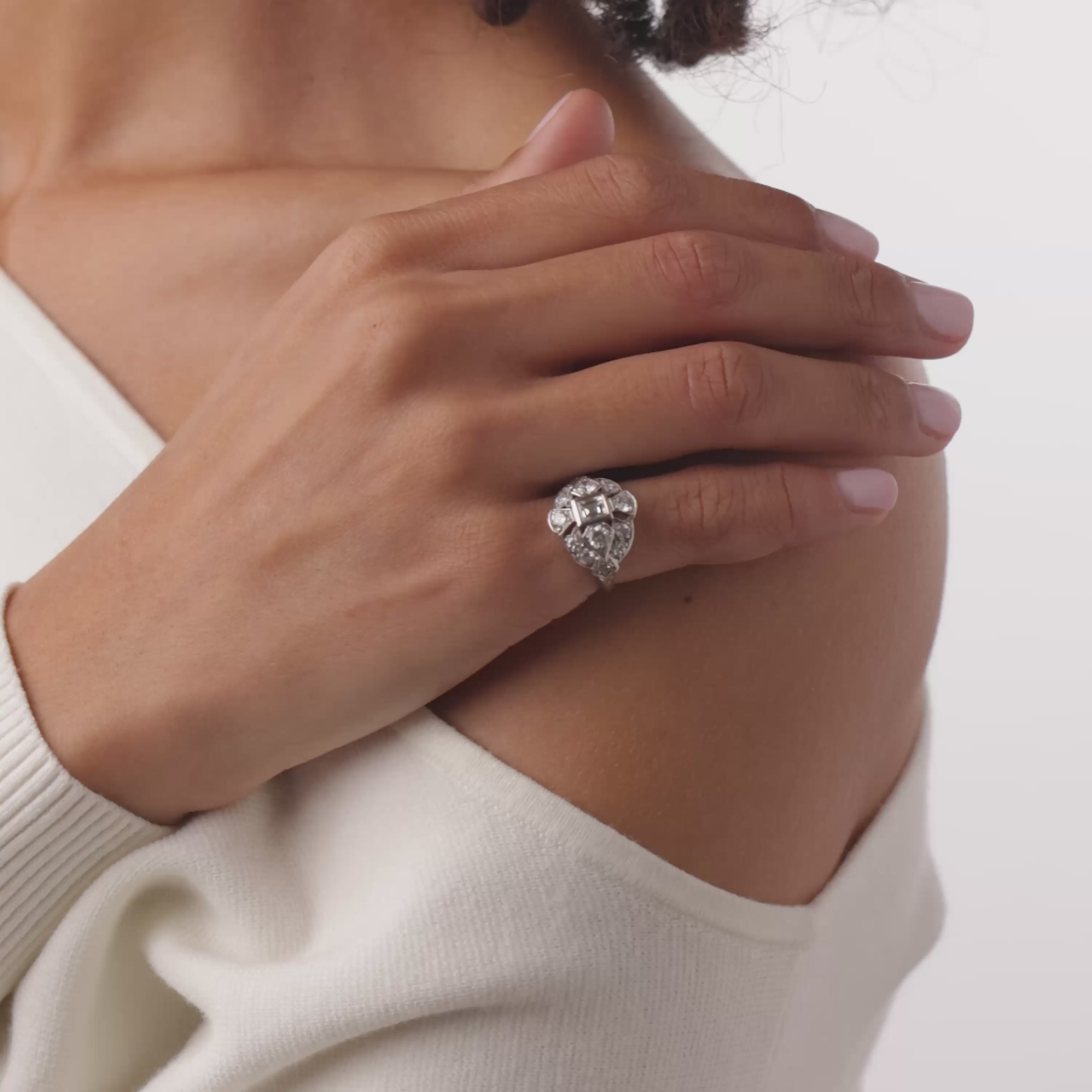 Mid Century 1.70 carat diamond platinum ring