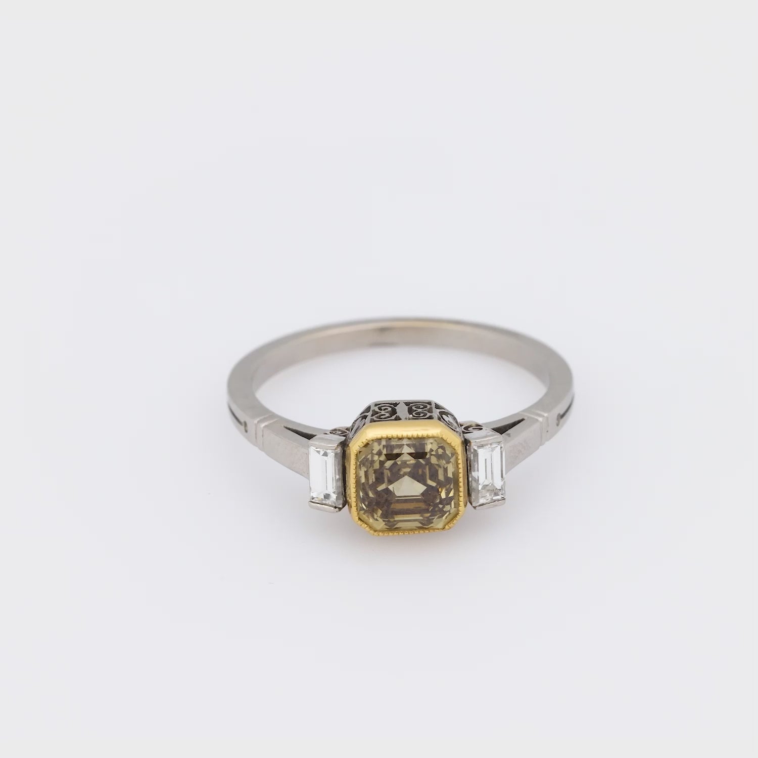 Vintage 1.74 carat fancy yellow brown diamond platinum 18k yellow gold ring