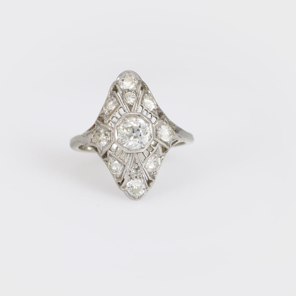 Art Deco 18k white gold diamond filigree ring