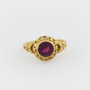 Victorian French garnet 18k yellow gold ring