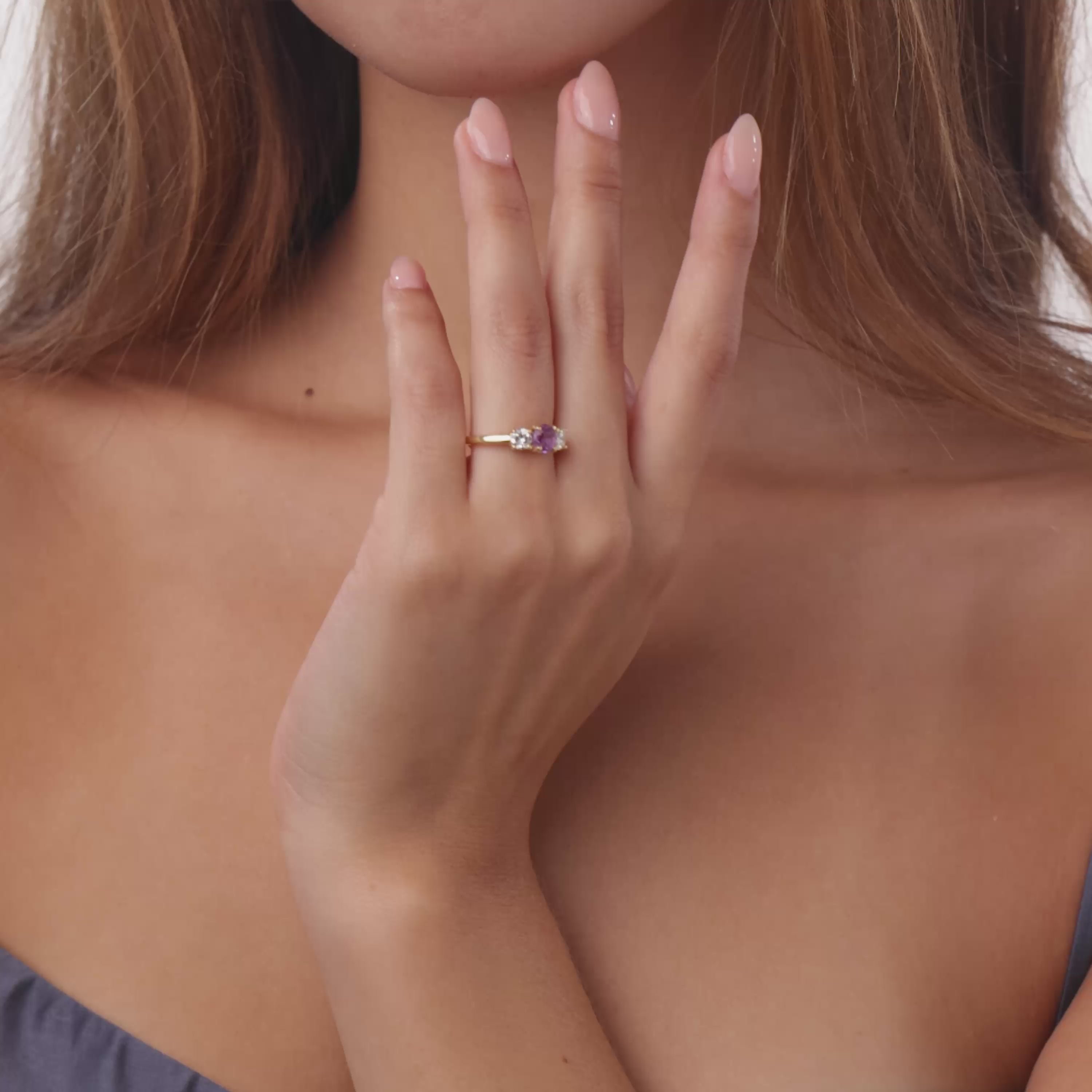 Vintage pink sapphire diamond 18k yellow gold three stone ring