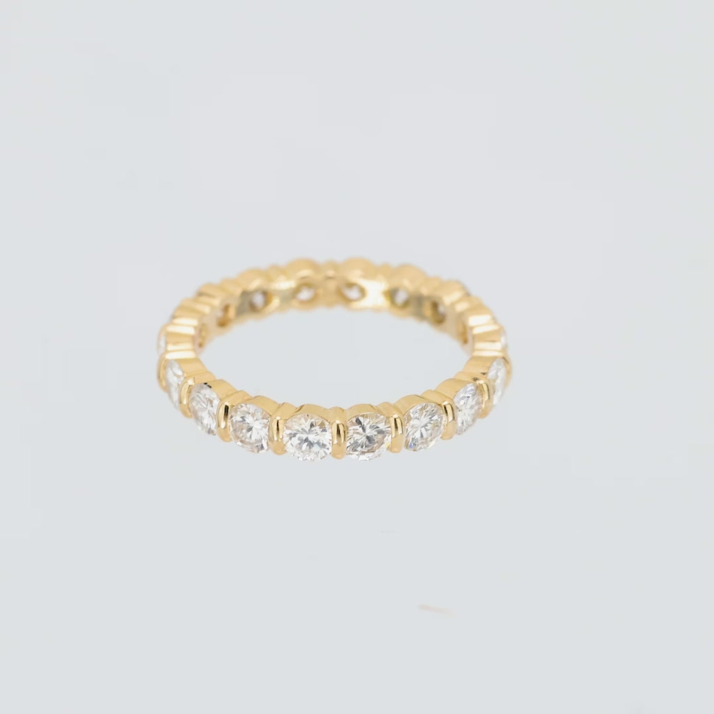 Vintage French 2.40 carat total weight diamond 18k yellow gold wedding band