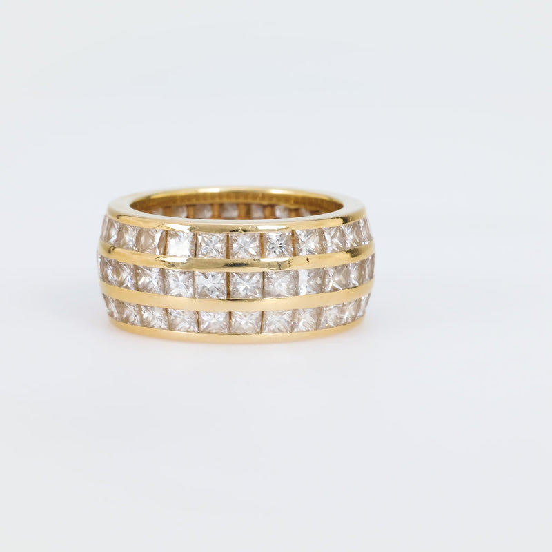 Vintage 6.90 carat total weight diamond 18k yellow gold three row band