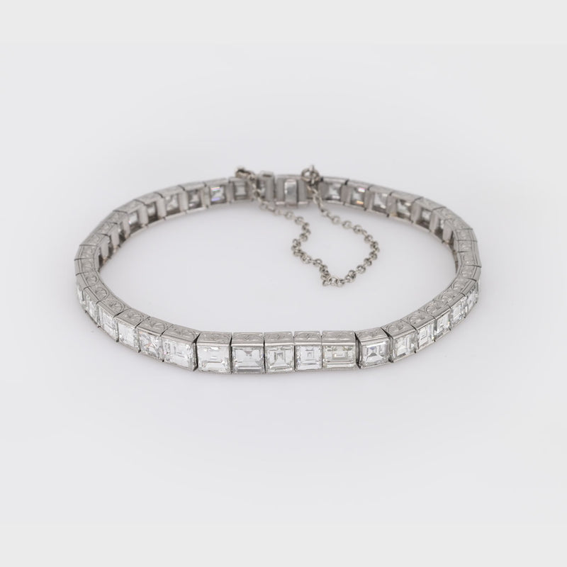 Art Deco 15 Carat Carre Cut Diamond Platinum Tennis Bracelet