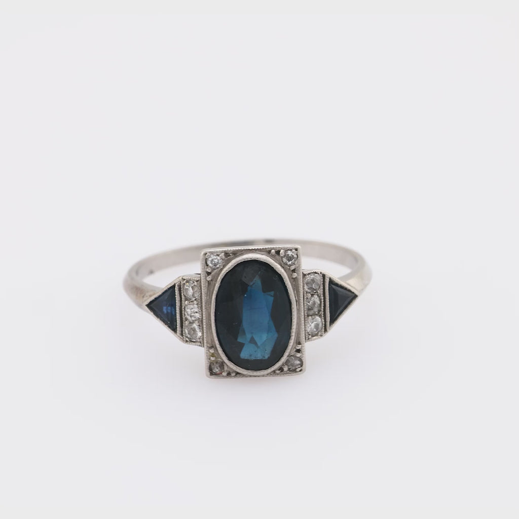 French Art Deco GIA 1.65 carat no heat sapphire diamond platinum ring