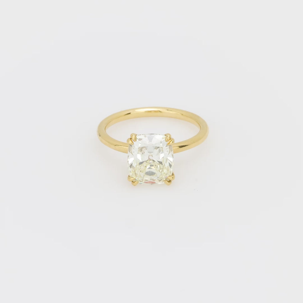 Vintage GIA 3.01 carat cushion cut diamond 18k yellow gold engagement ring