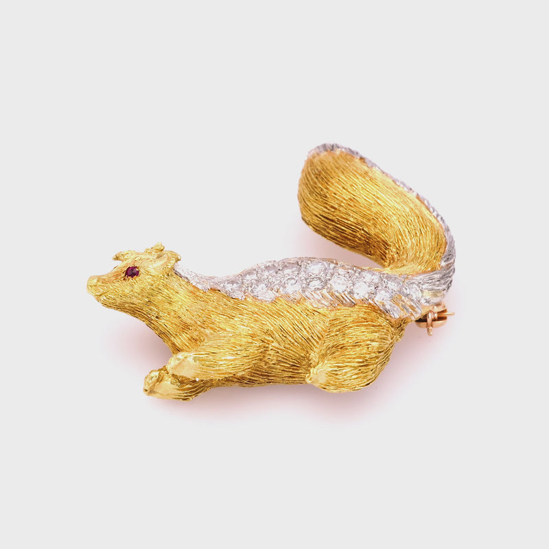 Vintage Diamond 18k Gold Skunk Brooch