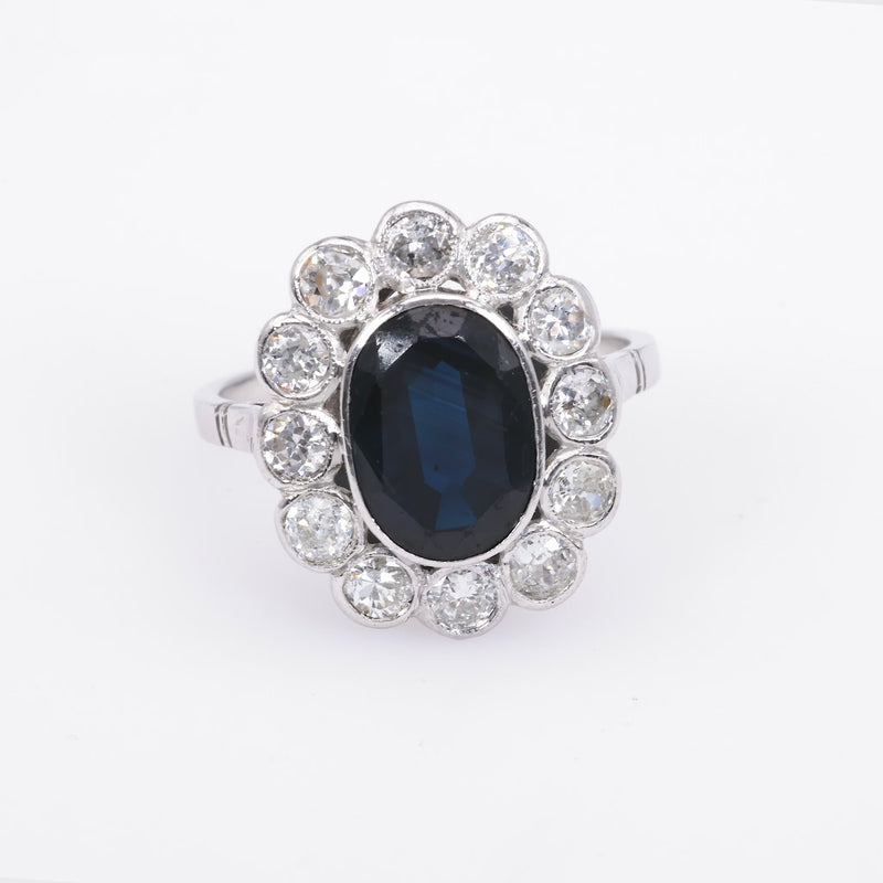 Edwardian 2.9 Carat Oval Cut Sapphire Diamond Platinum Cluster Ring