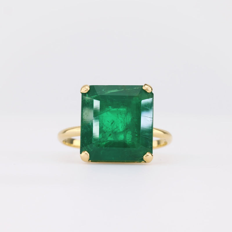 Vintage 8.89 Carat Emerald 18K Yellow Gold Cocktail Ring