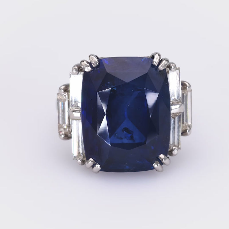 French 15.49 Carat Sapphire Diamond White Gold Ring