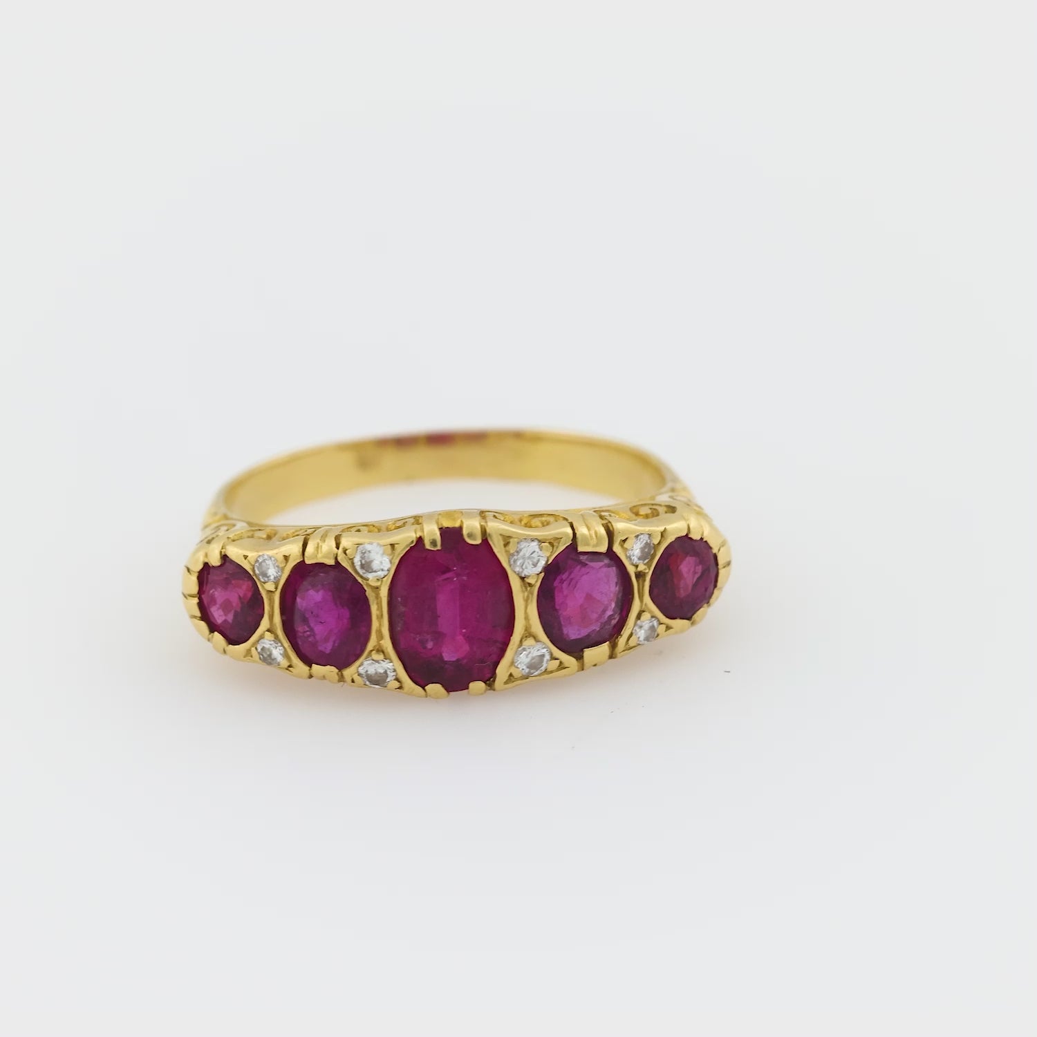 French Victorian 2.20 carat ruby 18k yellow gold 5 stone ring