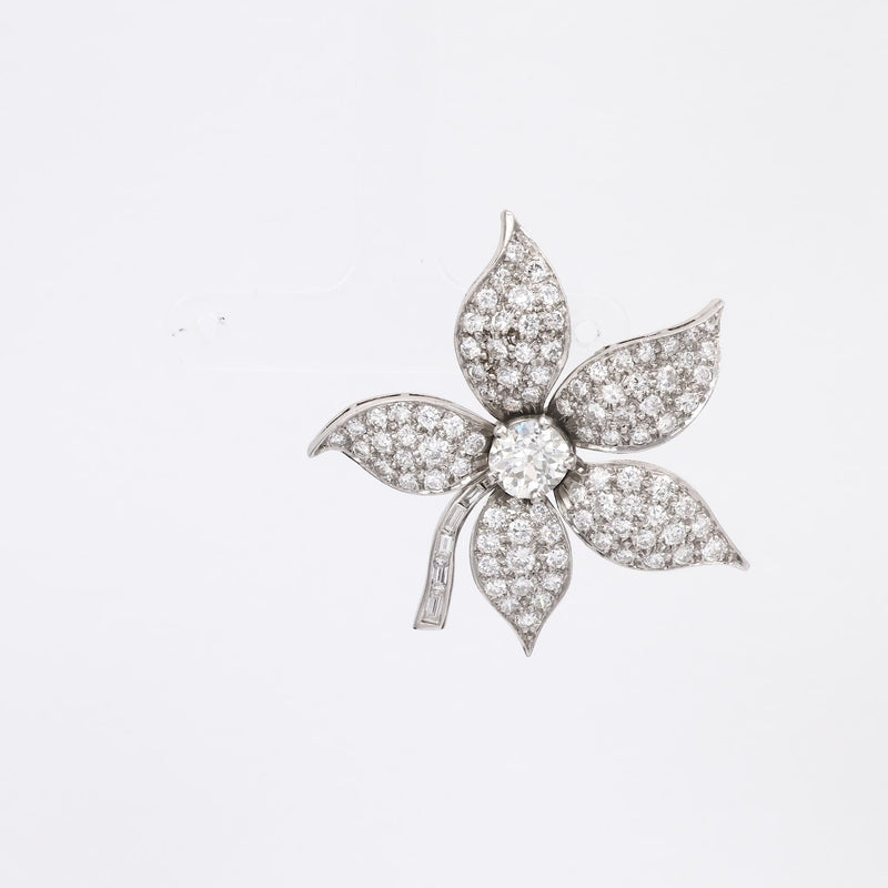 Art Deco 7 Carat Total Weight Diamond Platinum Floral Brooch