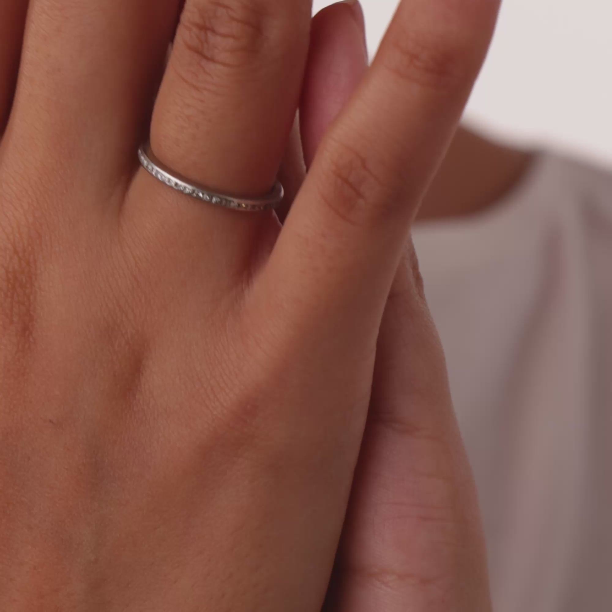 Vintage diamond 18k white gold eternity wedding band