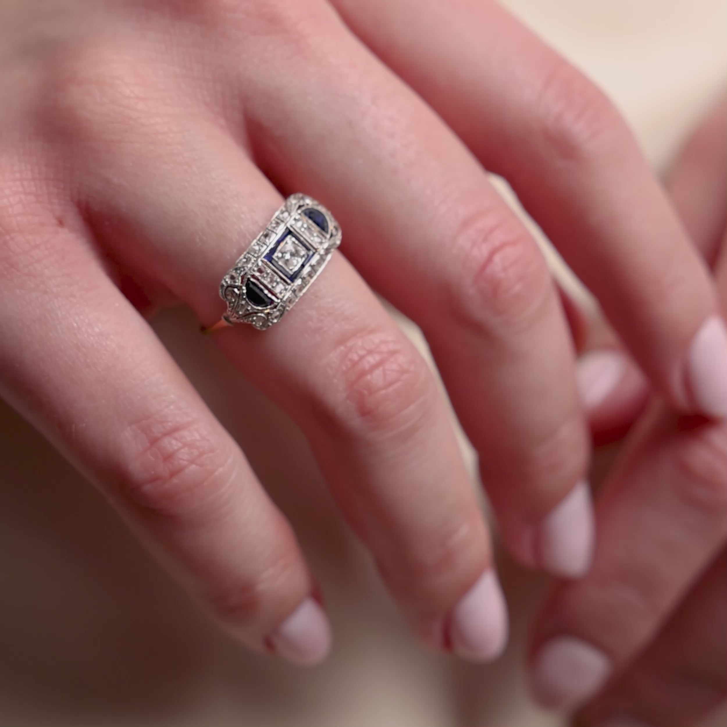 Edwardian old mine cut diamond sapphire 18k yellow gold ring