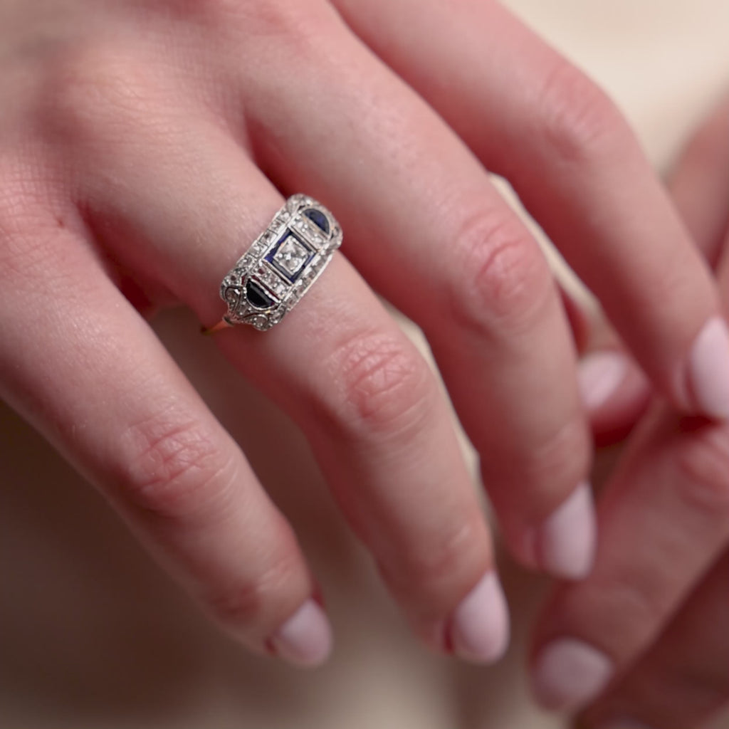 Edwardian old mine cut diamond sapphire 18k yellow gold ring