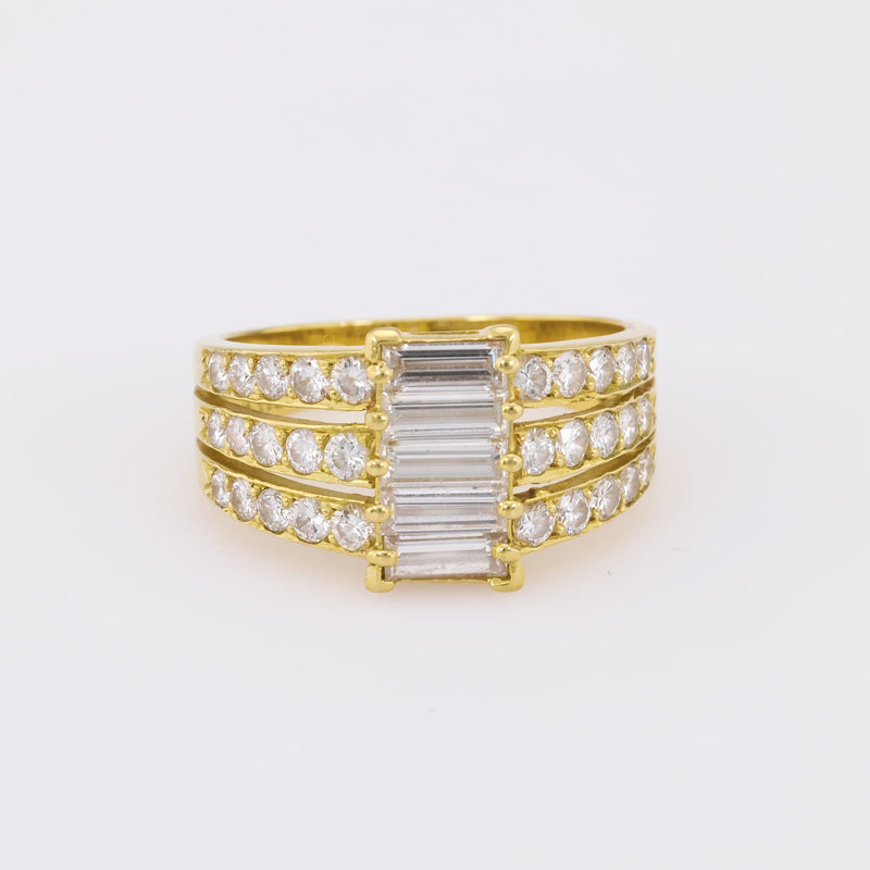 Van Cleef & Arpels French Diamond 18K Yellow Gold Ring