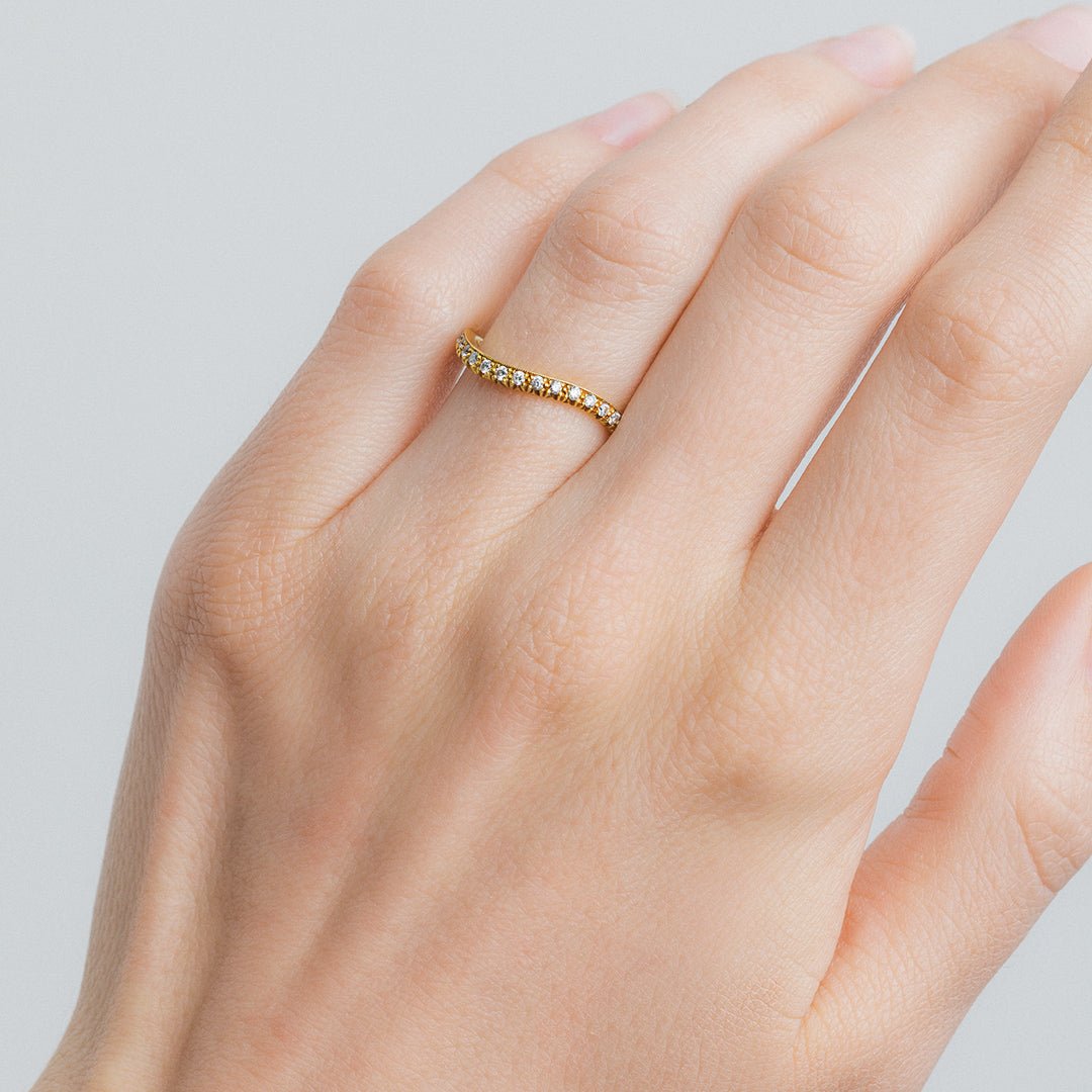 Yellow Gold Curved Bonaventure - T&H Exclusive