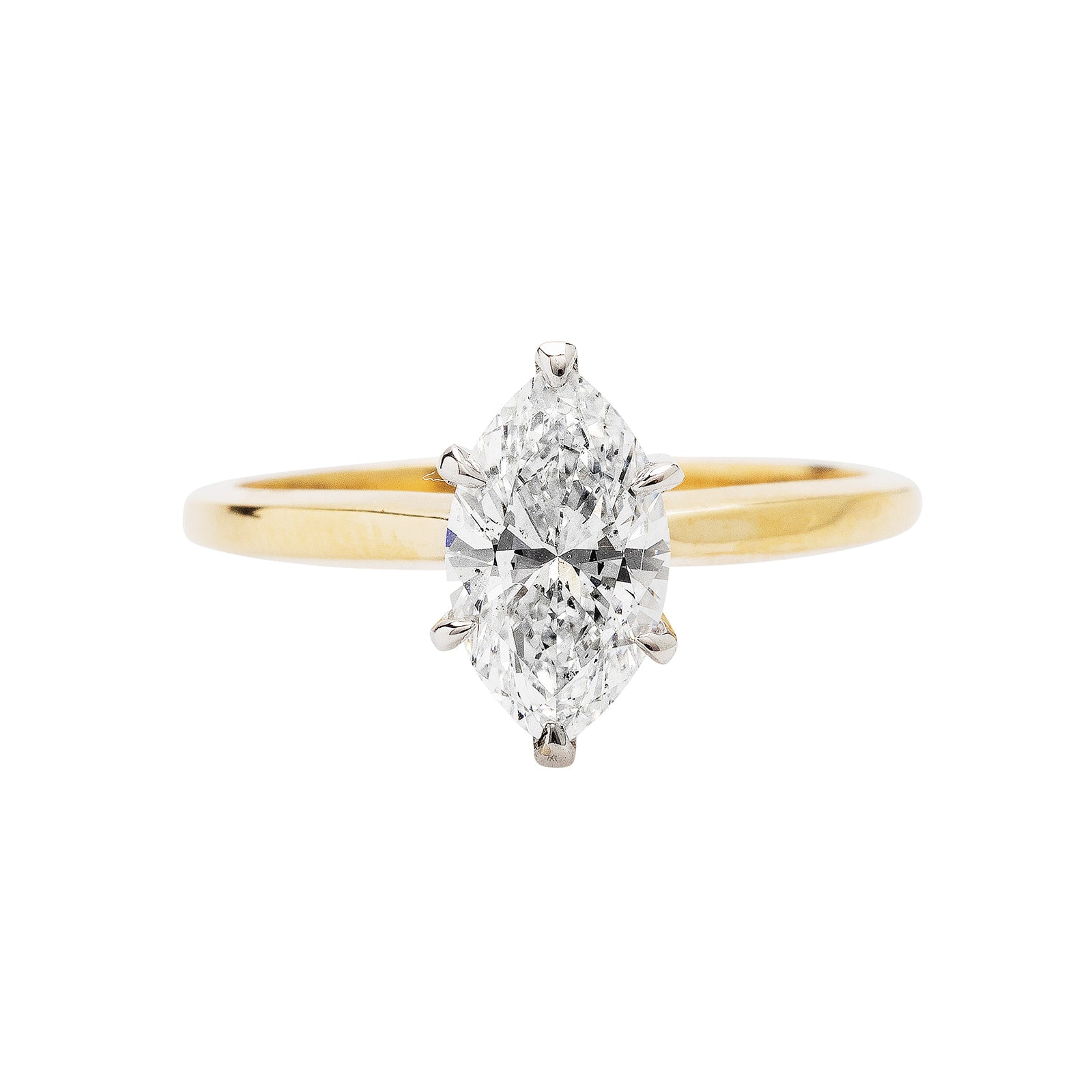 A timeless Authentic Yellow gold Marquise Cut Diamond Ring