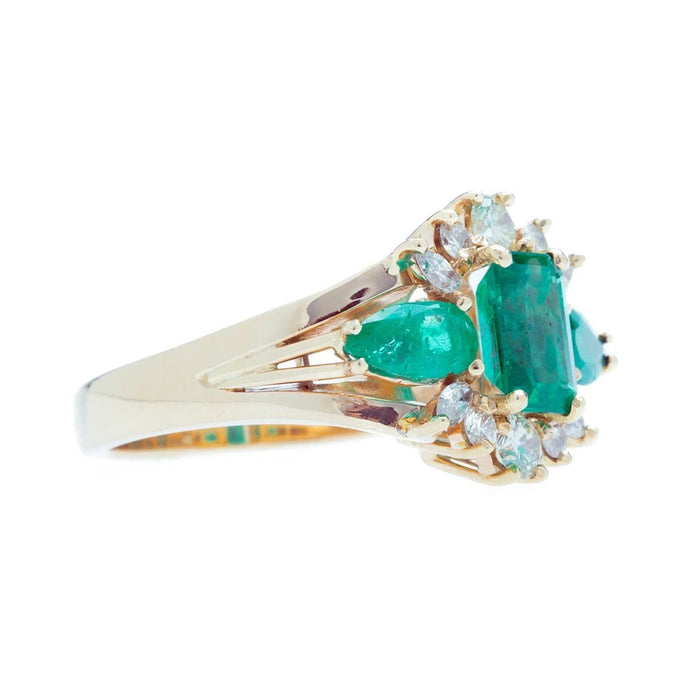 A Gorgeous Emerald and Diamond Three-Stone Ring From the 1980's | Forteleza