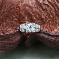 A Lovely Art Deco 18K White Gold and Diamond Engagement Ring | Grandy